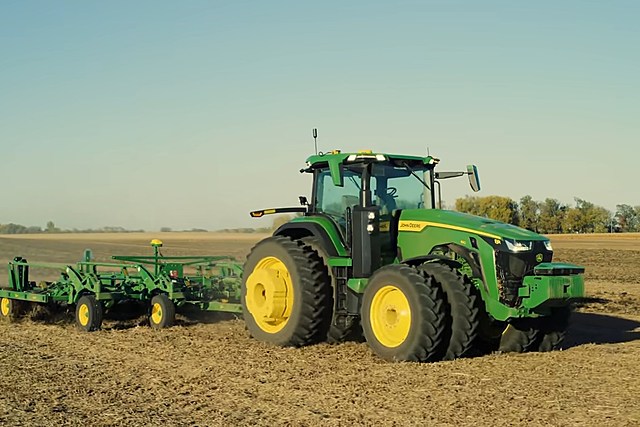 Tractors With No Drivers Will Soon Plow North Dakota Fields